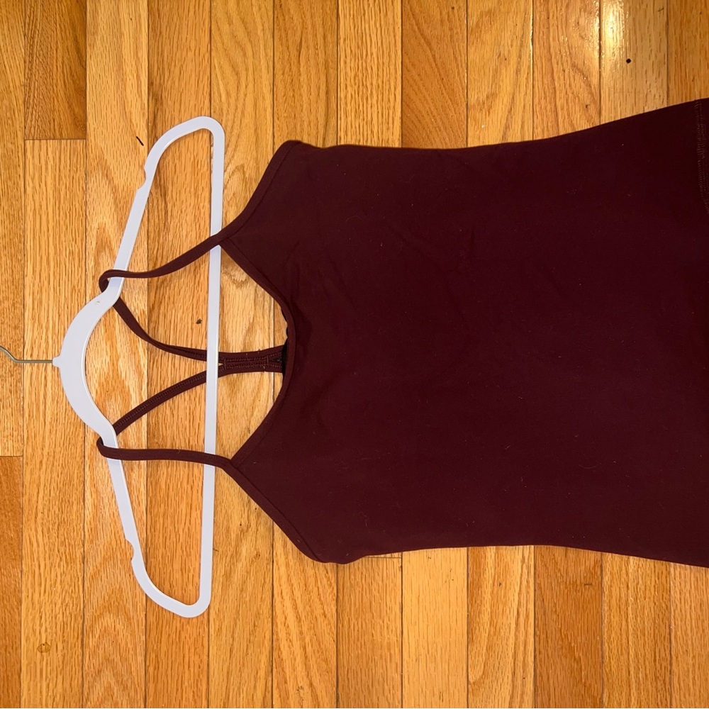 LuLulemon Y Fly Tabk